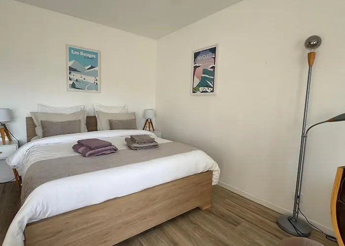 Apartment Moderne Et Cosy Avec Loggia, Vue Montagnes, Internet - Fr-1-555-114