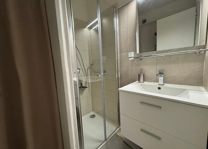 Moderne Et Cosy Avec Loggia, Vue Montagnes, Internet - Fr-1-555-114 Aix-les-Bains